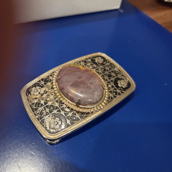 Red Coral Stone Cabochon Silver Tone Oval Belt Buckle Floral Engraved - Picture 2 of 8